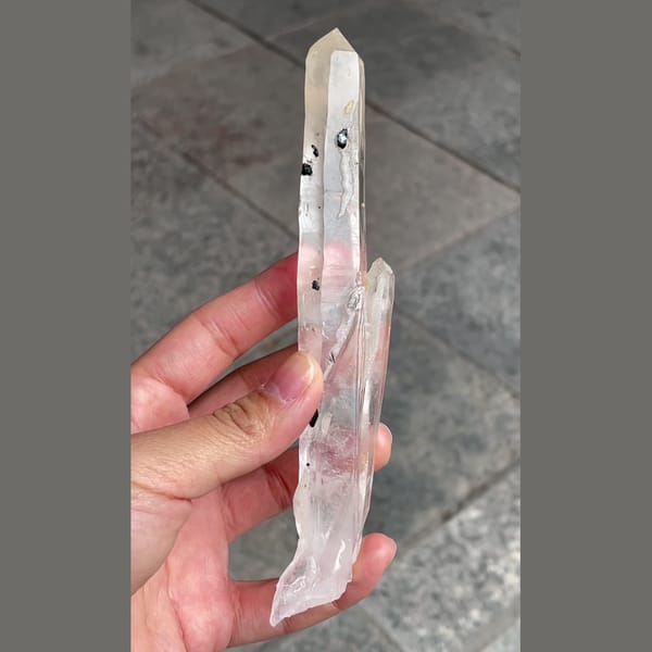 Quartz with specular hematite from Inner Mongolia — complete view
