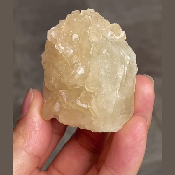 Pale green datolite with apophyllite from Daye — complete view