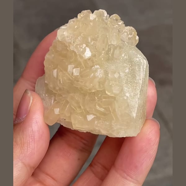 Pale green datolite with apophyllite from Daye — alternate view