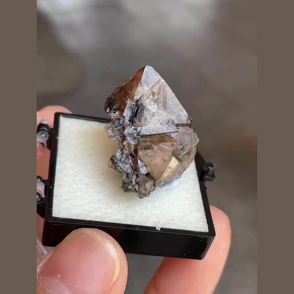 Scheelite from Yaogangxian — detail view