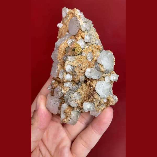 Iridescent chalcopyrite with fluorite and pyrite from Hubei — alternate view