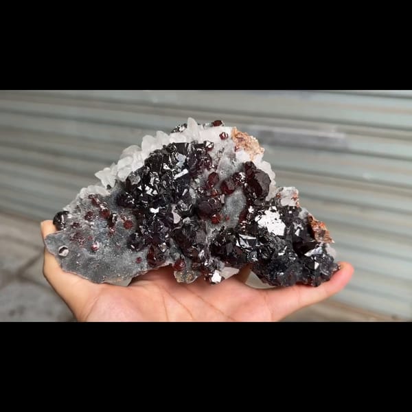 Wine-red gemmy sphalerite with calcite from Shuikoushan — alternate view