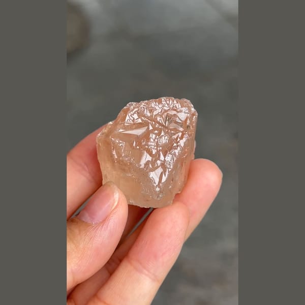Pale champagne etched topaz crystal from Zhaotong, Yunnan — detail view