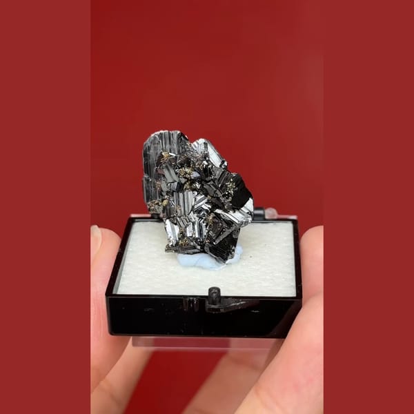 Black bladed wolframite with pyrite from Yaogangxian, Hunan — alternate view