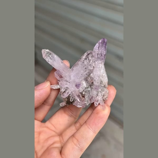 Pale violet Vera Cruz amethyst points in a butterfly shape — detail view