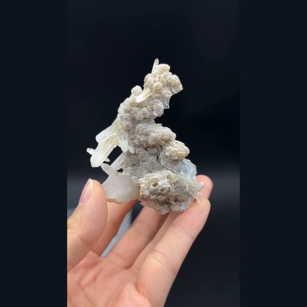 Fluorite with white quartz and mica from Yaogangxian, Hunan — alternate view
