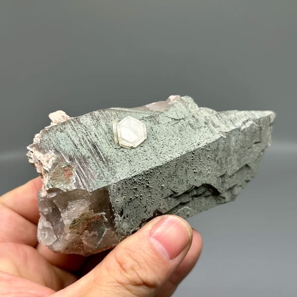 Hexagonal plate calcite with smoky quartz from Yunxiao — alternate view