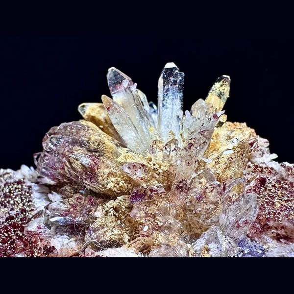 Radiating creedite flower on matrix from Guizhou — detail view