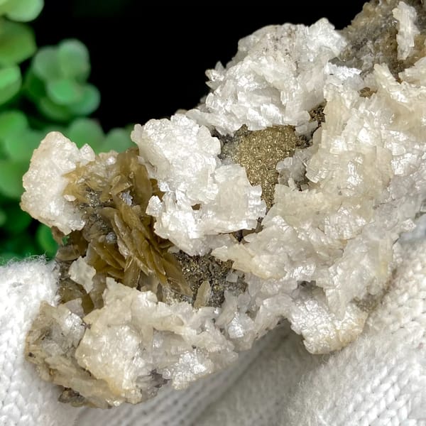 White dolomite crystals with golden-brown siderite — alternate view