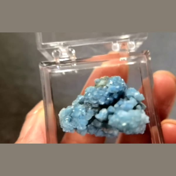Vivid blue gibbsite allophane thumbnail from Guizhou — alternate view