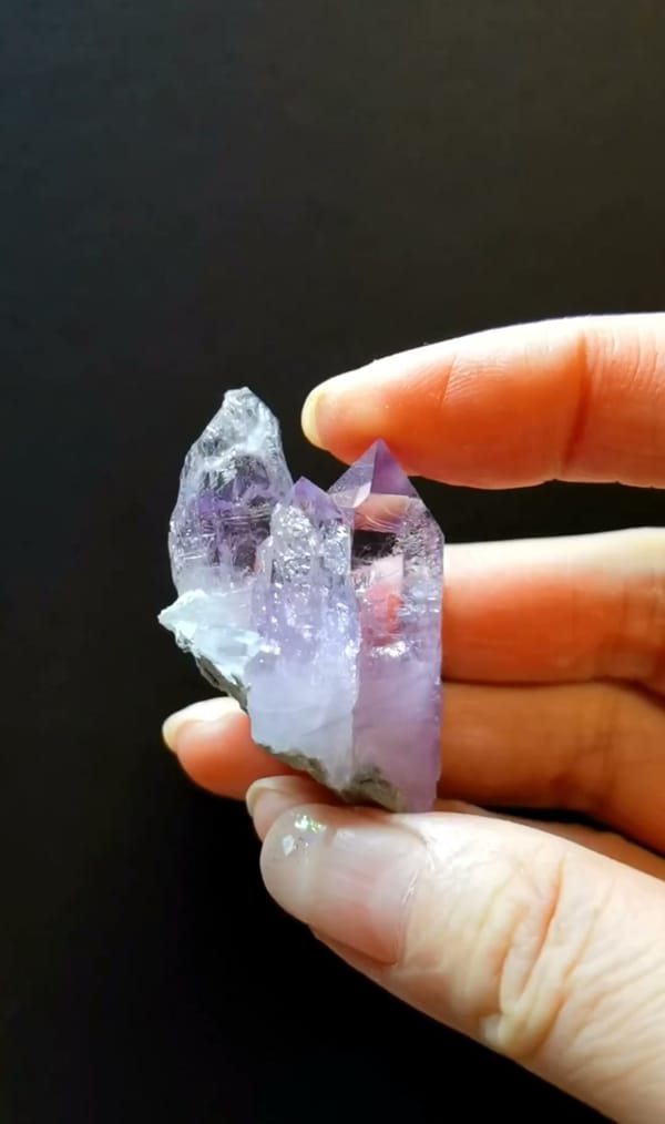 Complete front view of Purple Cruz Quartz Cluster from Mexico