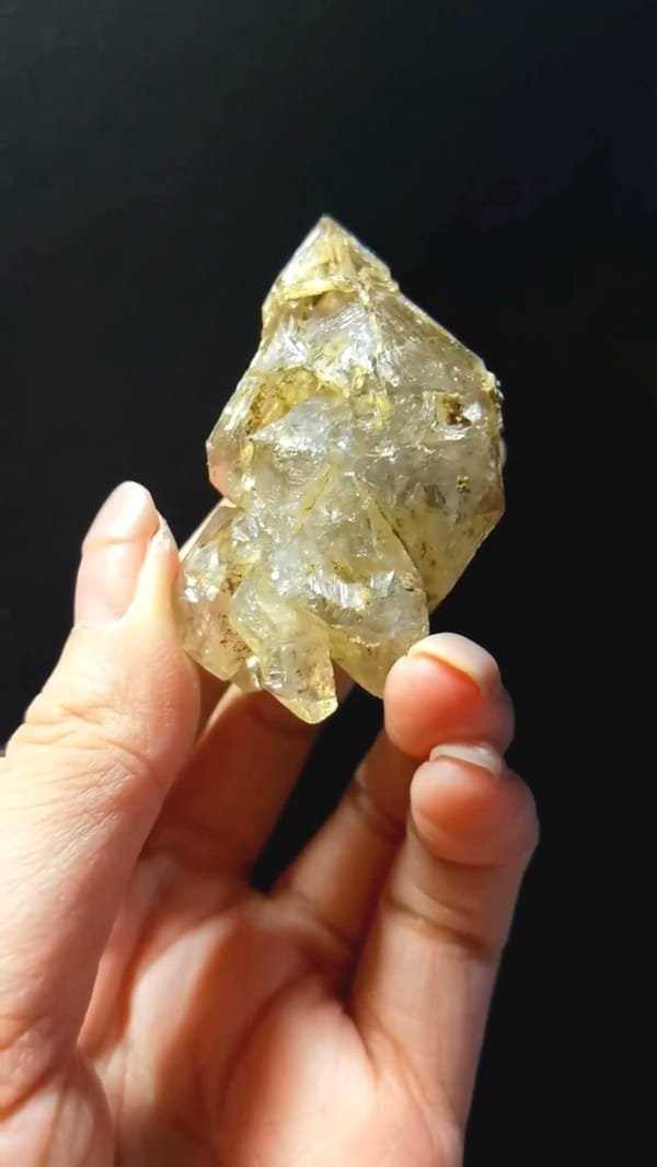 Complete reverse view of the exact Golden Multi-Growth Skeletal Quartz from Pakistan