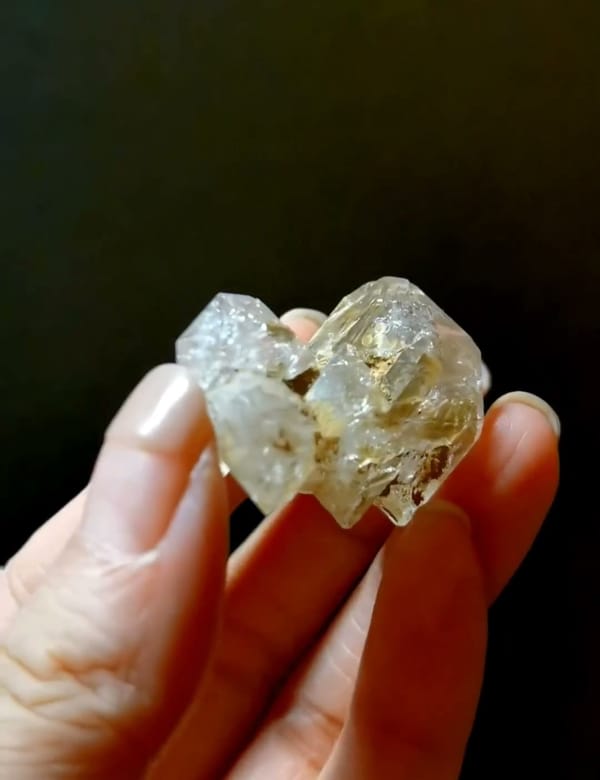 Complete side view of the exact Multiple-Growth Skeletal Quartz from Pakistan