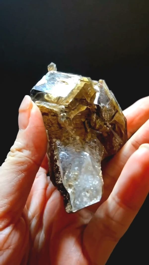 Complete underside view of the exact Yellow-Clay Skeletal Quartz from Pakistan