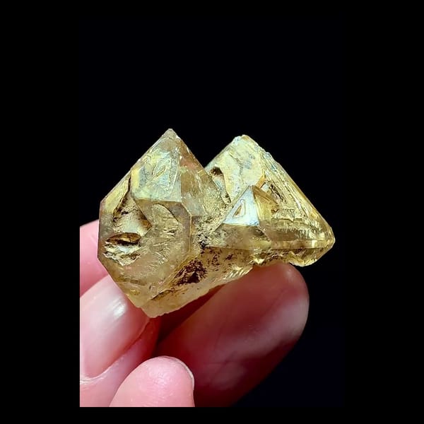 Old-Skin Yellow-Clay Window Quartz — Pakistan — complete specimen view 1