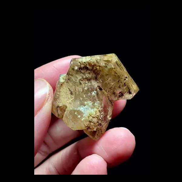 Old-Skin Yellow-Clay Window Quartz — Pakistan — complete specimen view 5
