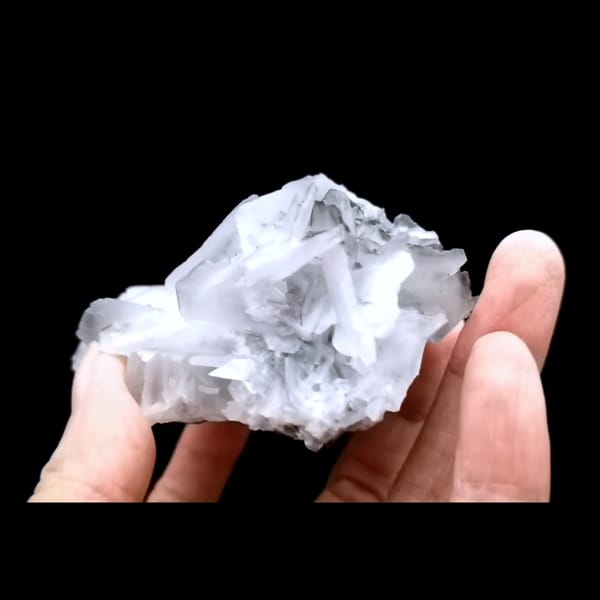 Rose petal calcite from Xianghualing — alternate view