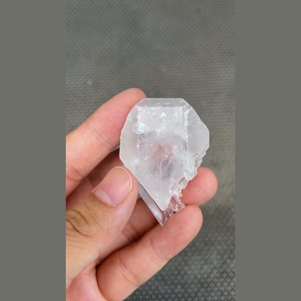 Clear glassy barite crystal with quartz from Jinkouhe, Sichuan — alternate view