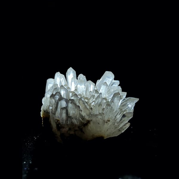 Grey icy quartz cluster from Jinkouhe, Sichuan — alternate view