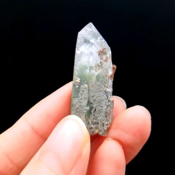 Himalayan green phantom quartz from Tibet — alternate view
