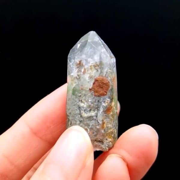 Himalayan green phantom quartz from Tibet — alternate view