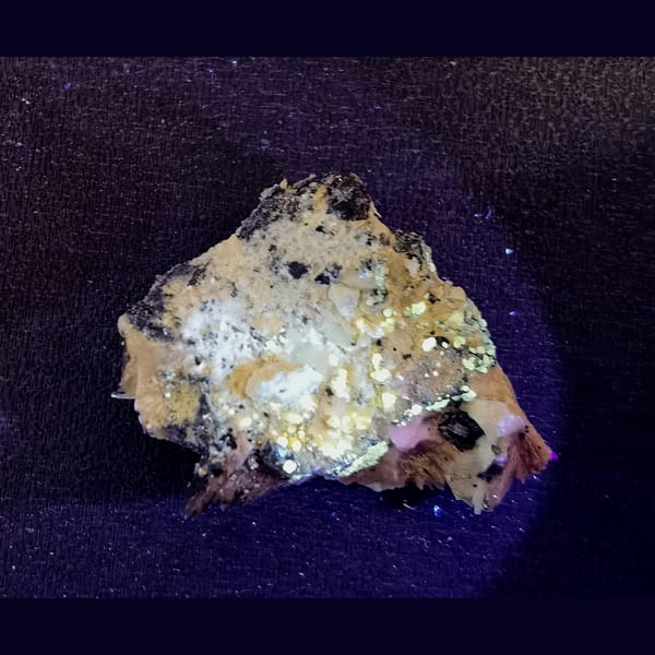 Pale pink bladed barite with cerussite from Morocco — detail view