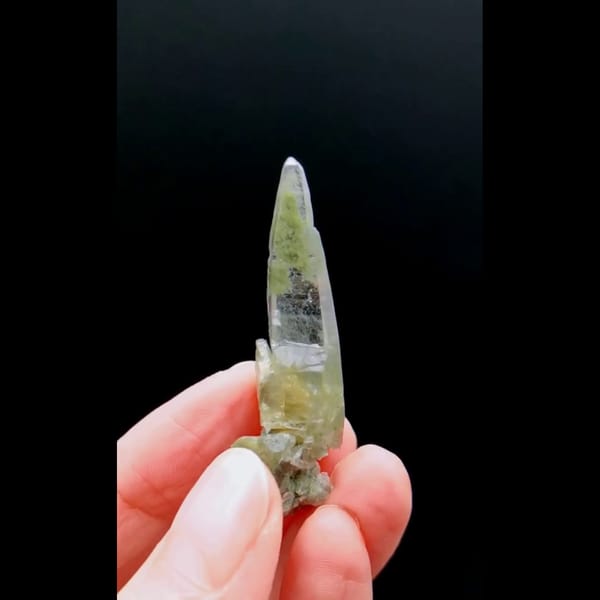 Green phantom quartz from Nepal — detail view