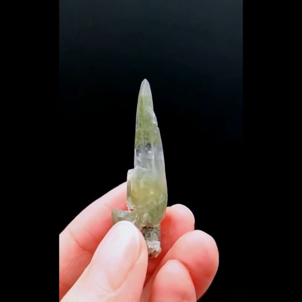 Green phantom quartz from Nepal — detail view