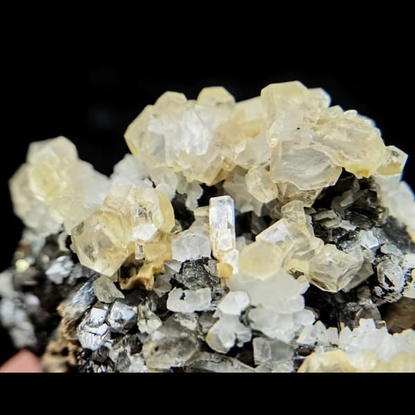 Quartz, golden calcite and chalcopyrite floater from Inner Mongolia — complete view