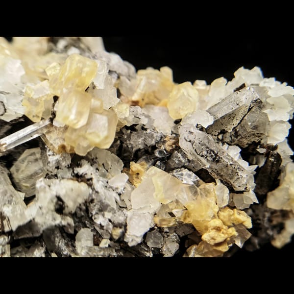 Quartz, golden calcite and chalcopyrite floater from Inner Mongolia — detail view