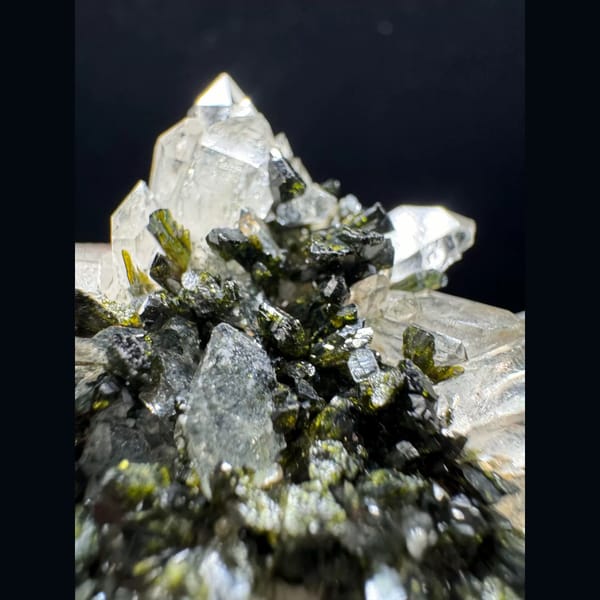 Ball-shaped quartz cluster with green epidote from Turkey — detail view