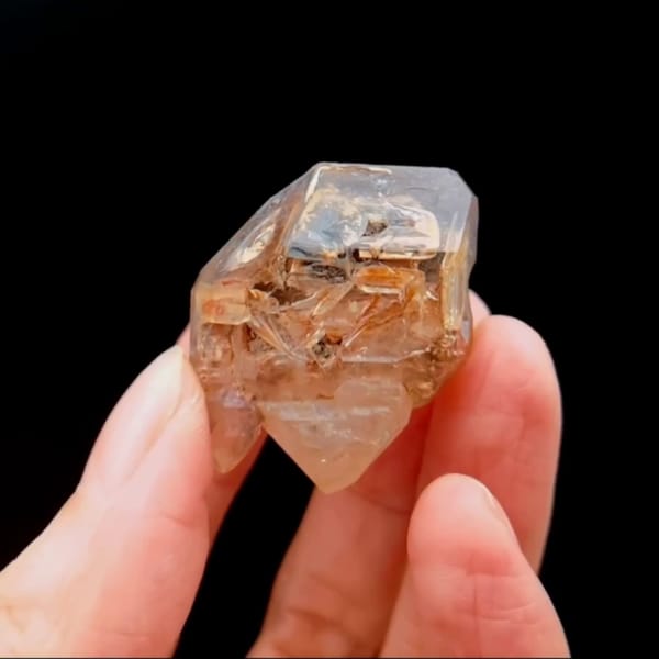 Mud skeletal quartz from Namibia — complete view