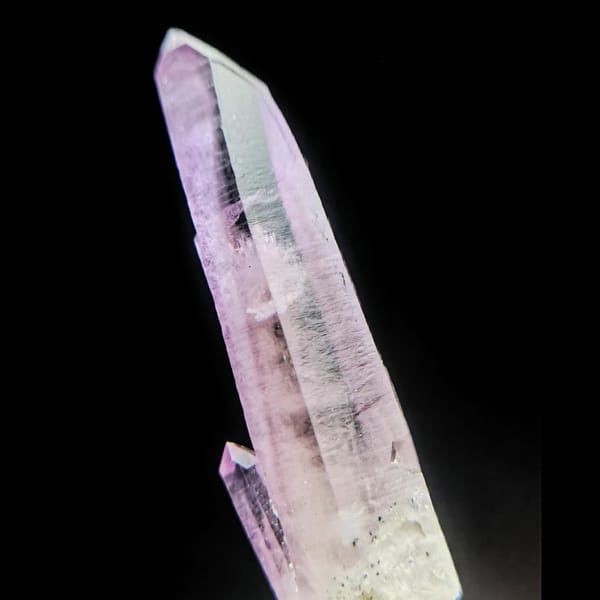 Vera Cruz amethyst from Mexico — complete view