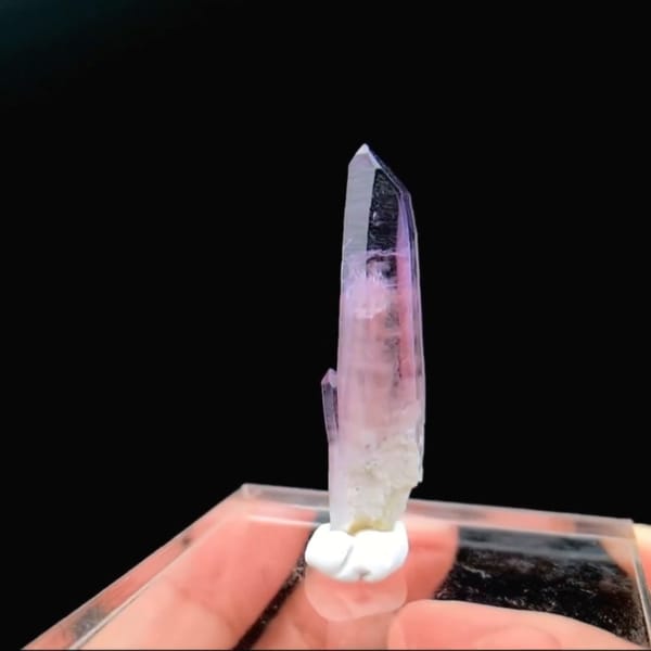Vera Cruz amethyst from Mexico — alternate view