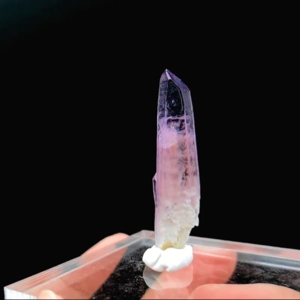Vera Cruz amethyst from Mexico — alternate view