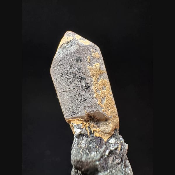 Scepter quartz with specular hematite from Inner Mongolia — detail view