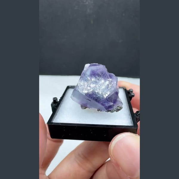 Purple Phantom Fluorite Yaogangxian 2.9 cm — alternate view
