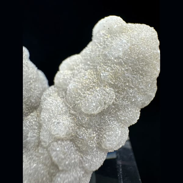Quartz with lace calcite from Inner Mongolia — alternate view