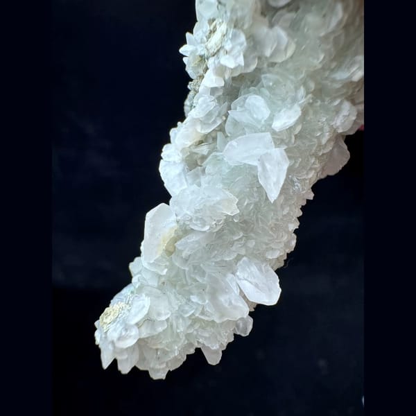 Quartz floater with butterfly calcite from Inner Mongolia — detail view