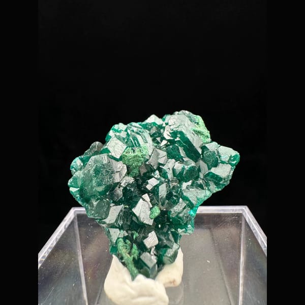 Dioptase crystal cluster with malachite from the Congo — complete view
