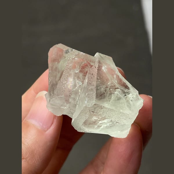 Transparent pale green fluorite from Xianghualing, Hunan — alternate view