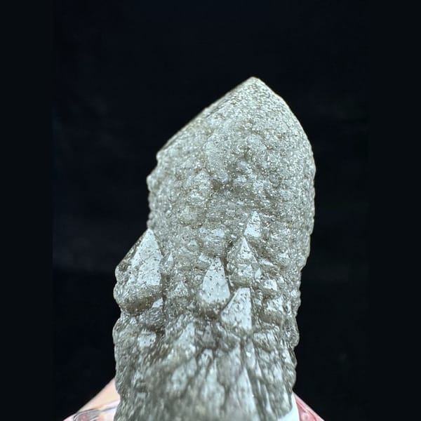 Green skeletal quartz crystal from Inner Mongolia — detail view