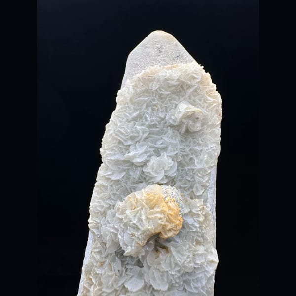 Large quartz with two-tone petal calcite from Inner Mongolia — alternate view