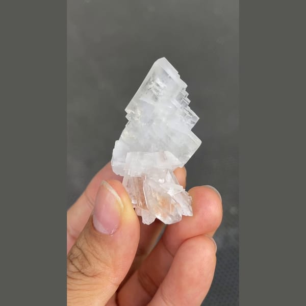 Clear stepped barite blades with quartz from Jinkouhe, Sichuan — complete view