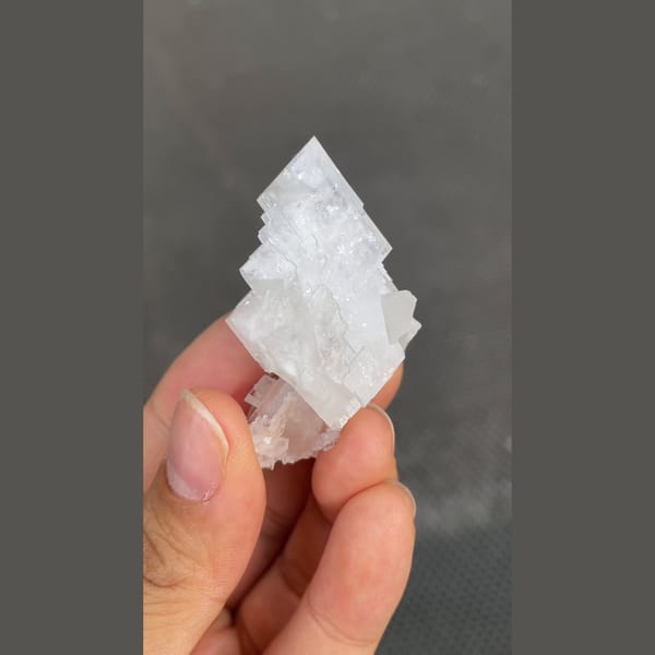 Clear stepped barite blades with quartz from Jinkouhe, Sichuan — alternate view