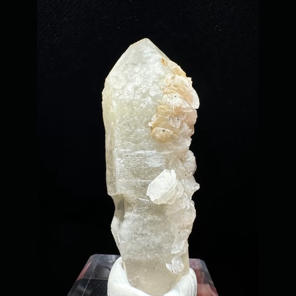 Quartz with pale pink calcite from Inner Mongolia — alternate view