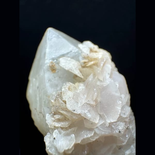 Quartz with pale pink calcite from Inner Mongolia — detail view