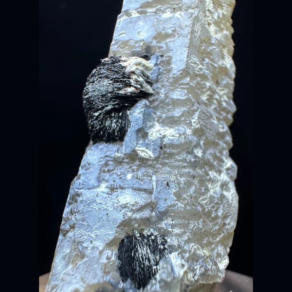 Interference quartz with hematite rosettes from Inner Mongolia — alternate view