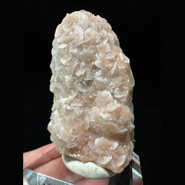 Quartz with pink-white petal calcite from Inner Mongolia — complete view