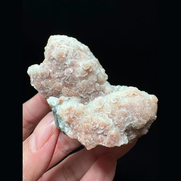 Quartz with pink-white petal calcite from Inner Mongolia — complete view